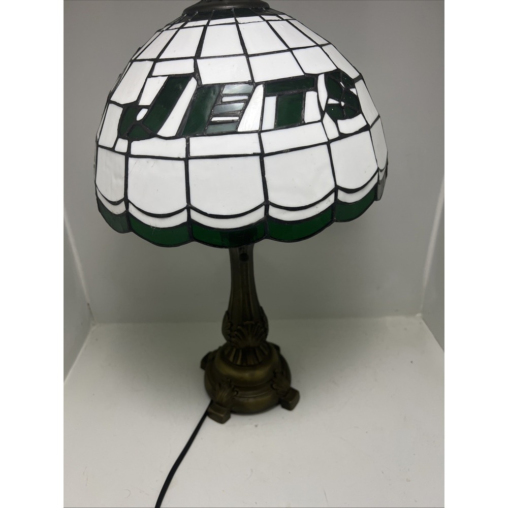 Jets table lamp tiffany style works great shape